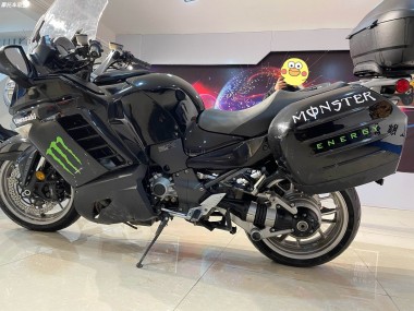 Preisgünstige Kawasaki GTR1400/ZG1400 Motorrad Verkleidung 2007-2009 - Schwarz Monster