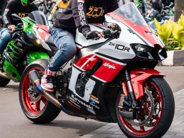 Preisgünstige Kawasaki ZX10R Motorrad Verkleidung 2021-2025 - Weiss Rot Schwarz