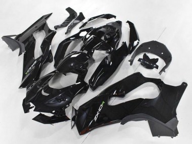 Preisgünstige Kawasaki ZX10R Motorrad Verkleidung 2021-2025 - Glanzendes Schwarz Weiss Grun Aufkleber