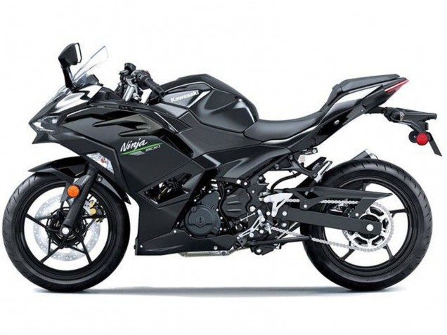 Preisgünstige Kawasaki Ninja 500 EX500R Motorrad Verkleidung 2024-2025 - Glanzendes Schwarz