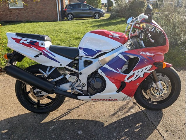 Preisgünstige Honda CBR900RR 893 Motorrad Verkleidung 1994-1995 - Rot Blau Weiss