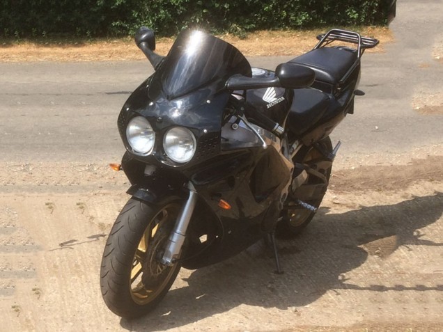 Preisgünstige Honda CBR900RR 893 Motorrad Verkleidung 1994-1995 - Glanzendes Schwarz