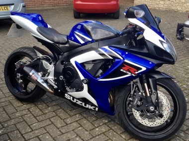 Preisgünstige Suzuki GSXR 750 Motorrad Verkleidung 2006-2007 - Weiss Blau Schwarz Streifen