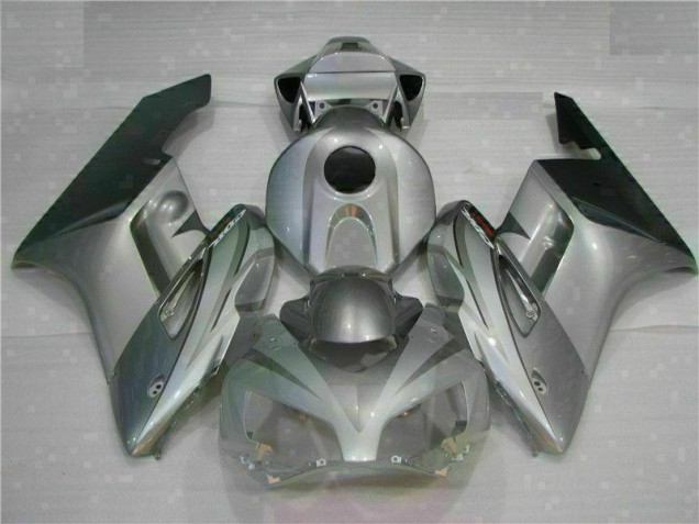 Preisgünstige Honda CBR 1000 RR 04-05 Verkleidungen - Silber Preisgünstige Honda CBR 1000 RR 04-05 Verkleidungen - Silber
