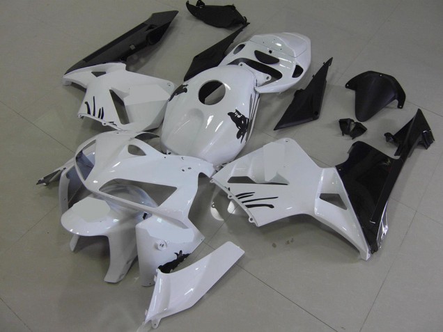 Preisgünstige Honda CBR 600 RR 05-06 Verkleidungen - Weiß mit Besonders Aufkleber Preisgünstige Honda CBR 600 RR 05-06 Verkleidungen - Weiß mit Besonders Aufkleber