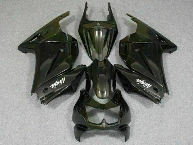 Preisgünstige Kawasaki EX250 08-12 Vollverkleidung - Schwarz Preisgünstige Kawasaki EX250 08-12 Vollverkleidung - Schwarz